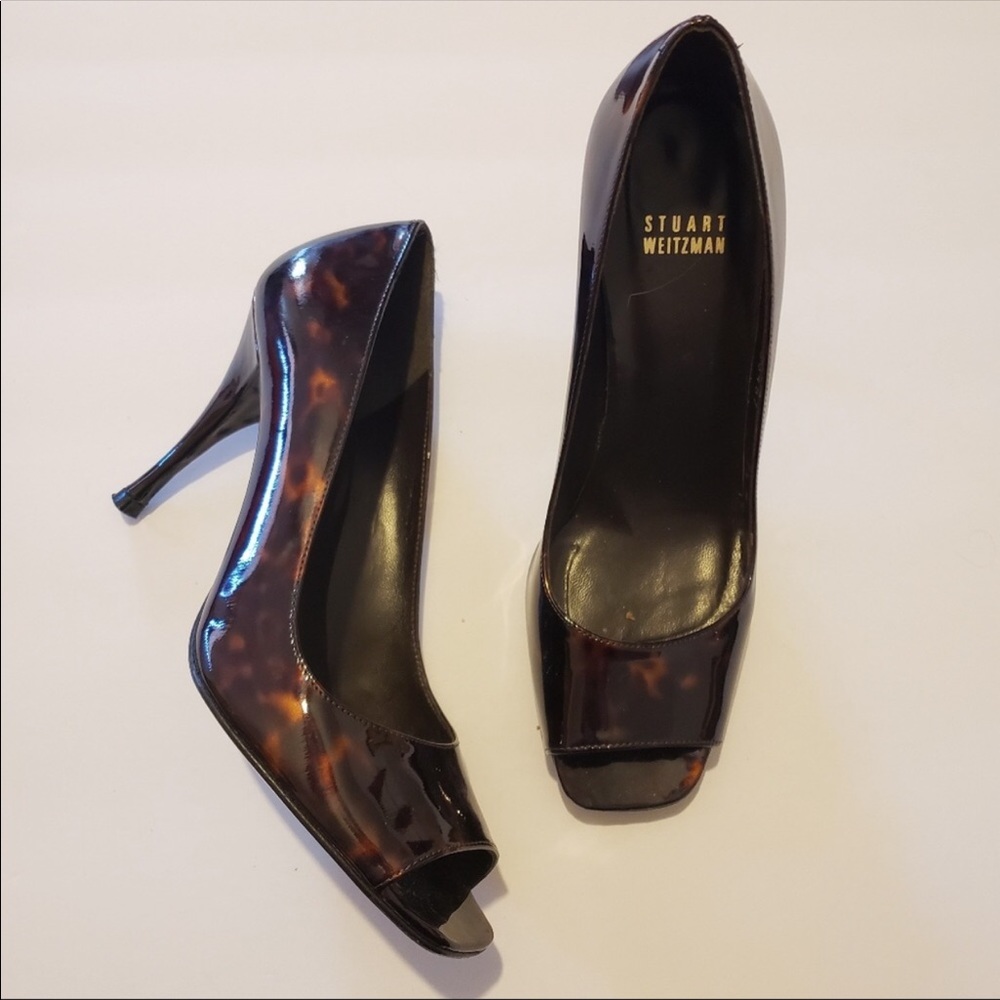 Stuart Weitzman Tortoise Open Toe Patent Leather 7 - image 2